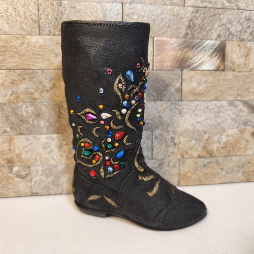 Just the right shoe raine - just,