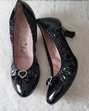 le babe shoes Black Leather