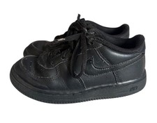 Nike Air Force 1 LE Triple