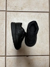 Nike Air Force 1 LE Triple